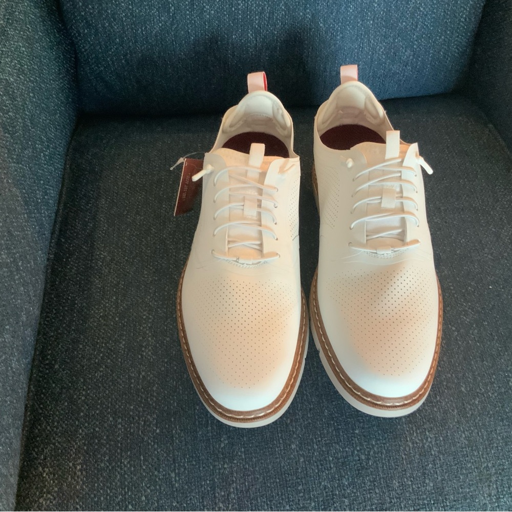 Stacy Adams men’s Cream Leather Oxfords